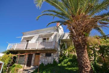 游客公寓 Apartments Marinko