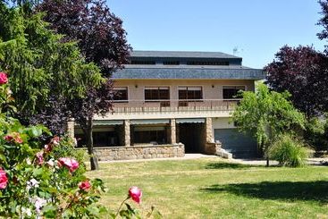 شقق خاصة سياحية Casa El árbol Del Lilo
