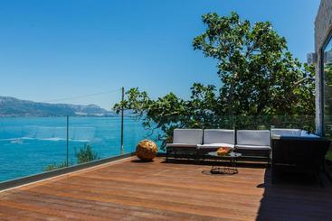 Villa Arbanessa With Heated Pool