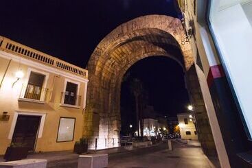 آپارتمانهای توریستها Apartamentos Trajano