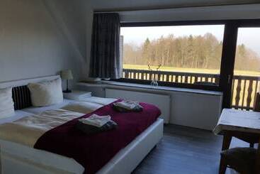 Cafe Sonnenschein & Pension