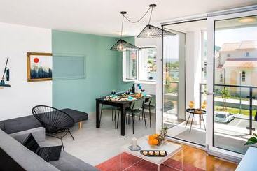 דירות לתיירים Rivus Apartments