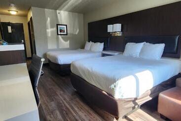 فندق Comfort Inn & Suites