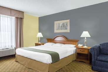 酒店 Days Inn By Wyndham Selma