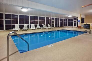 Holiday Inn Express Hotel & Suites Hiawassee, An Ihg