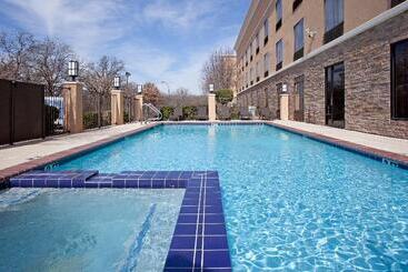 酒店 Holiday Inn Express Arlington Interstate 20 Parks Mall, An Ihg