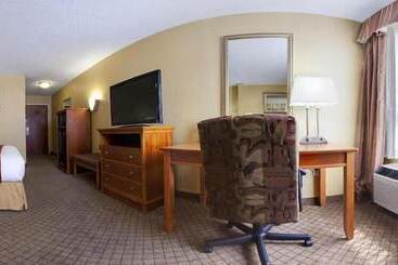 فندق Holiday Inn Express Hurricane Mills Waverly, An Ihg