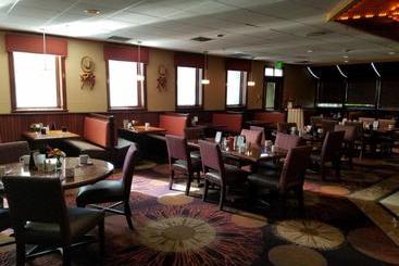 هتل Cortina Inn