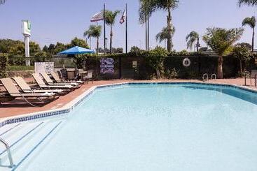 فندق Holiday Inn Santa Ana Orange County Airport, An Ihg