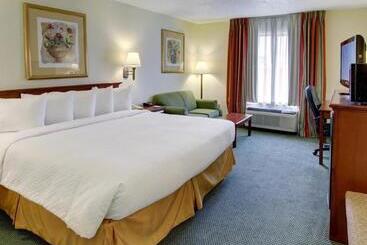 فندق Quality Inn