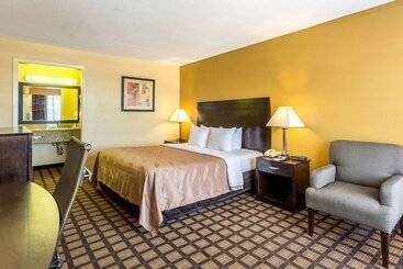 فندق Quality Inn & Suites Baton Rouge West  Port Allen