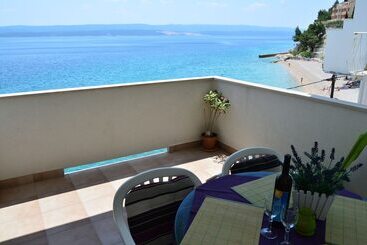 Turista apartmanok Apartments Mistral