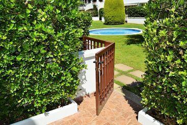 آپارتمانهای توریستها Semi Detached House 1