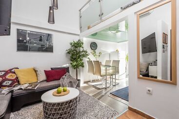 آپارتمانهای توریستها Apartments Molo Longo