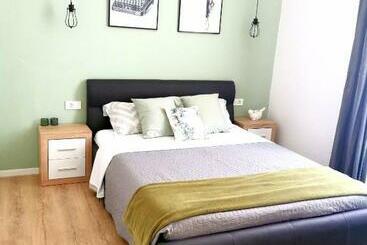 ツーリストアパートメント City Park Apartments