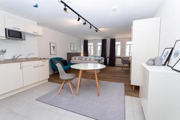 ツーリストアパートメント Limehome Montabaur Kirchstraße