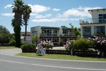 Мотель Tutukaka Coast Motor Lodge