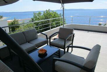 Turistlejligheder Apartmani Marinović