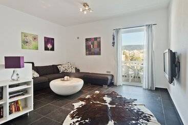 آپارتمانهای توریستها Gefiraki House