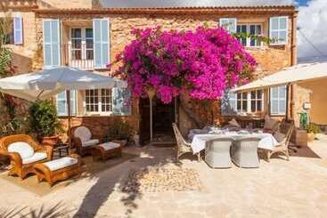 ツーリストアパートメント Lindsey House