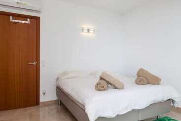 آپارتمانهای توریستها Villa Estrella Sea View