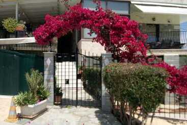 דירות לתיירים Villa George