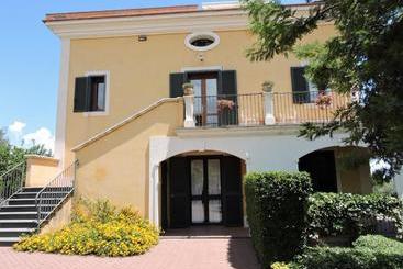 Апартаменты Villa Sciare Modò