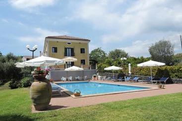 Villa Sciare Modò