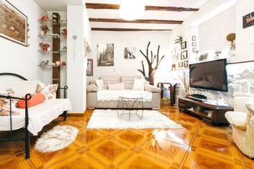 관광객 아파트 Modern Apartment In The Heart Of Split With Private Garden
