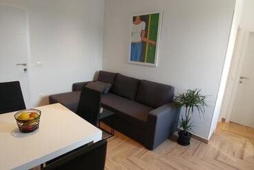 Жильё для туристов Noel Apartment Cavtat