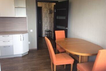 آپارتمان‌های توریست‌ها Apartment On Proletarskaya 2 D