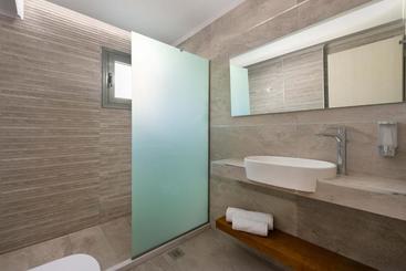 Lardos Luxury Apartments