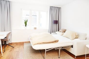 آپارتمان‌های توریست‌ها The Apartment