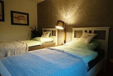 Bed And Breakfast Quermalerei