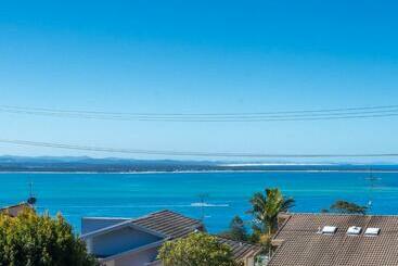 شقق خاصة سياحية Canomii Close 24 Nelson Bay