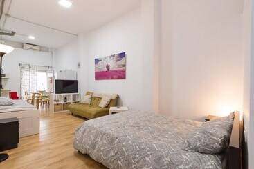 پانسیون Rafaela Guest House