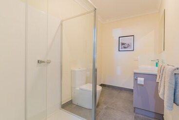 游客公寓 Thompson Avenue Apartments No.1