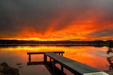 דירות לתיירים Lakeside Waterfront Apartment The Entrance