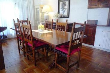 Villa Service   Alorda Park