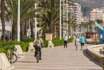 ツーリストアパートメント ático Dúplex En Urbanización Familiar