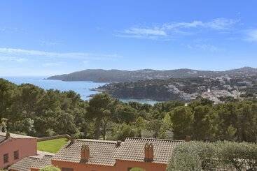 آپارتمان‌های توریست‌ها Villa Ses Brises 28