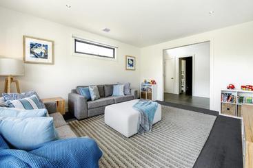 דירות לתיירים Coastal Chic