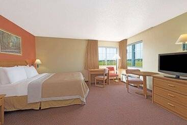 فندق Days Inn By Wyndham Cameron