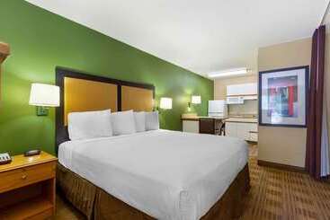 호텔 Hometowne Studios By Red Roof Chantilly