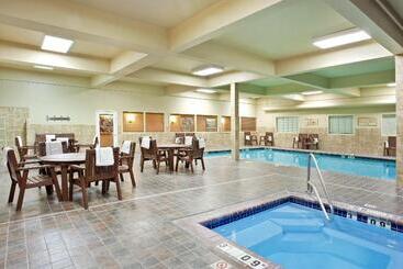 فندق Hampton Inn Pullman