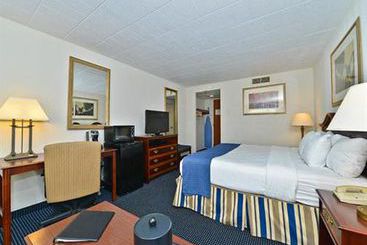 Clarion Hotel And Conference Center Harrisburg West