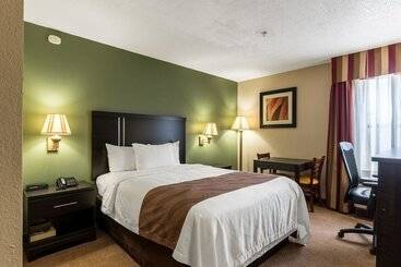 ホテル Quality Inn & Suites Clemmons I40