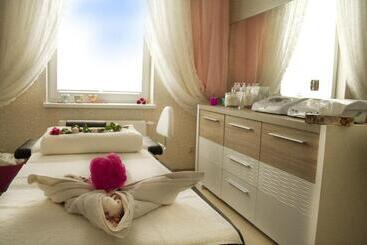 酒店 Imperiall Resort & Medispa