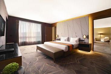 בית מלון כפרי Tigre De Cristal Resort & Casino Vladivostok