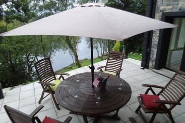 펜션 Coill Maher Lake House